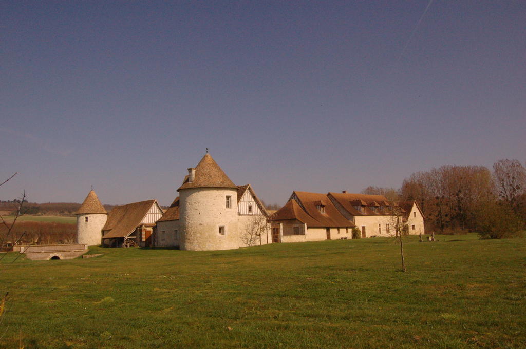 La Chaiserie La Croix-Saint-Leufroy エクステリア 写真