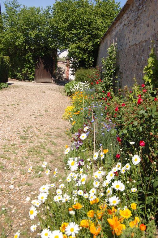 La Chaiserie La Croix-Saint-Leufroy エクステリア 写真