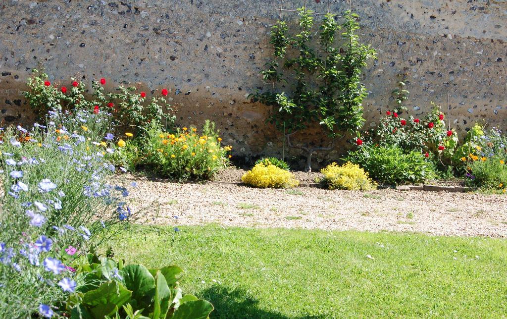 La Chaiserie La Croix-Saint-Leufroy エクステリア 写真